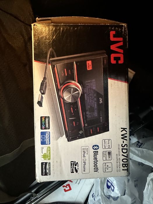 Магнитола автомобильная JVC