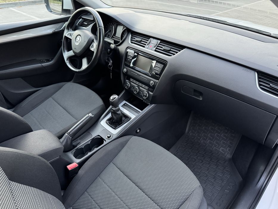 Skoda Octavia 2014 VIN TMBAJ2NE1FB006114 фото оголошення 20 з 24