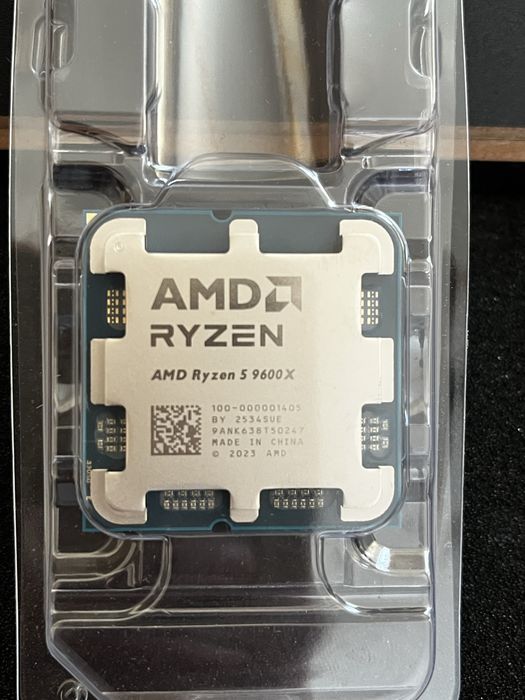 AMD Ryzen 5 9600X Tray version