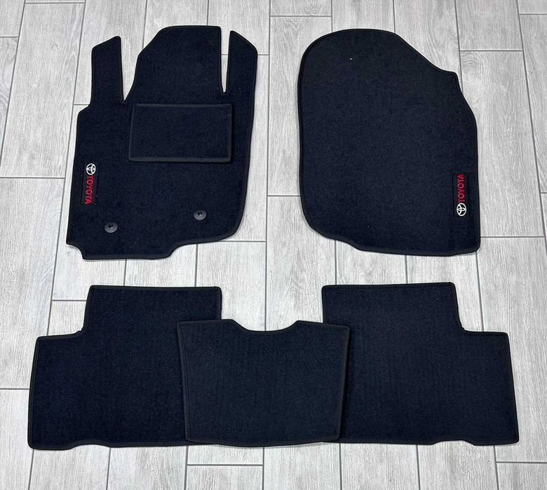 Коврики в салон Ворсовые текстильные RAV4/ Tiguan/ Outback/Zafira/W220