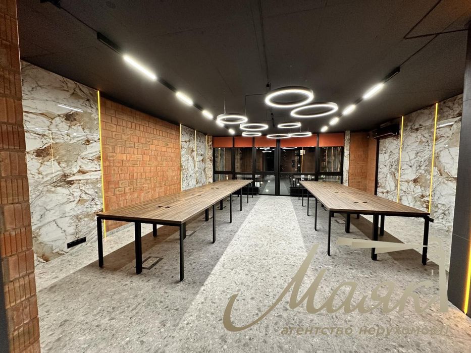 Аренда офиса Французский квартал 2 ул. Маккейна Предславинская Печерск