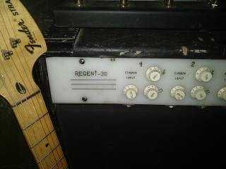 Комбик гитарный ламповый Regent 30 mod 2x12 диффузоры Celestion Обмен