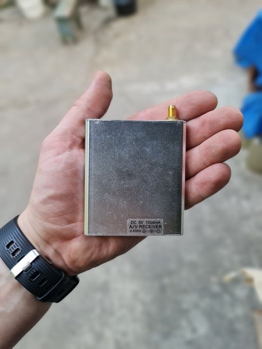 Комплект безпроводной передачи видео