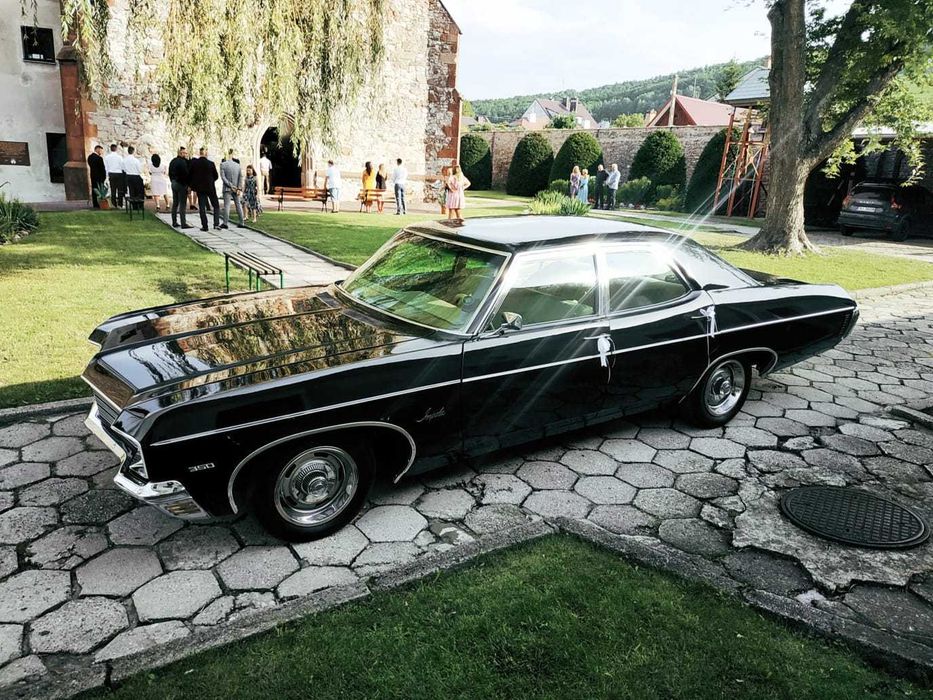 Impala Supernatural czarna klasyk do ślubu auto samochód ślub wesele Klimatyzacja
