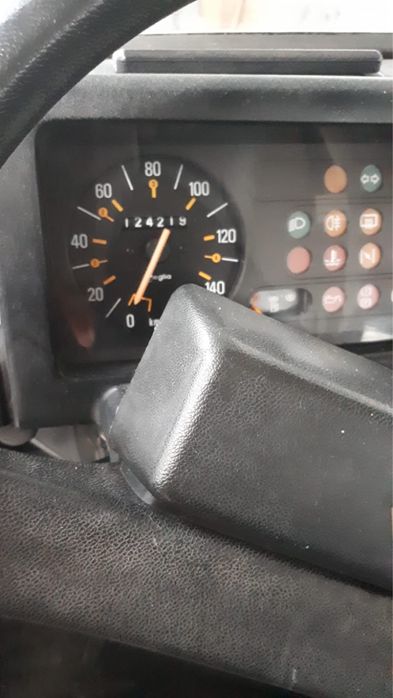 Renault 4L  em excelente estado