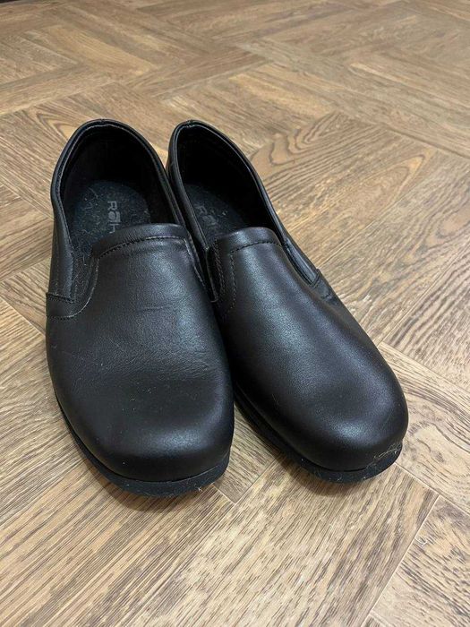 Туфлі чоловічі 2 пари