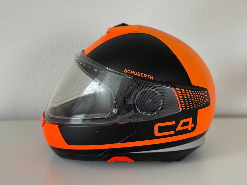 schuberth c4 - купить мотоэкипировку - Цена на OLX.ua
