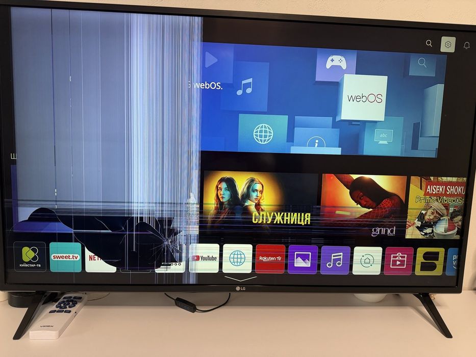 Смарт телевізор smart TV 4k LG 43um7100 на запчастини