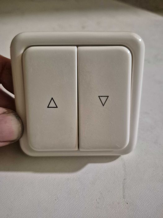 Wylacznik przelacznik roletowy