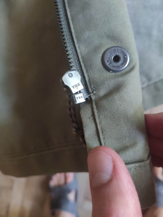 Куртка LEVI'S оливкового цвета, размер S, унисекс