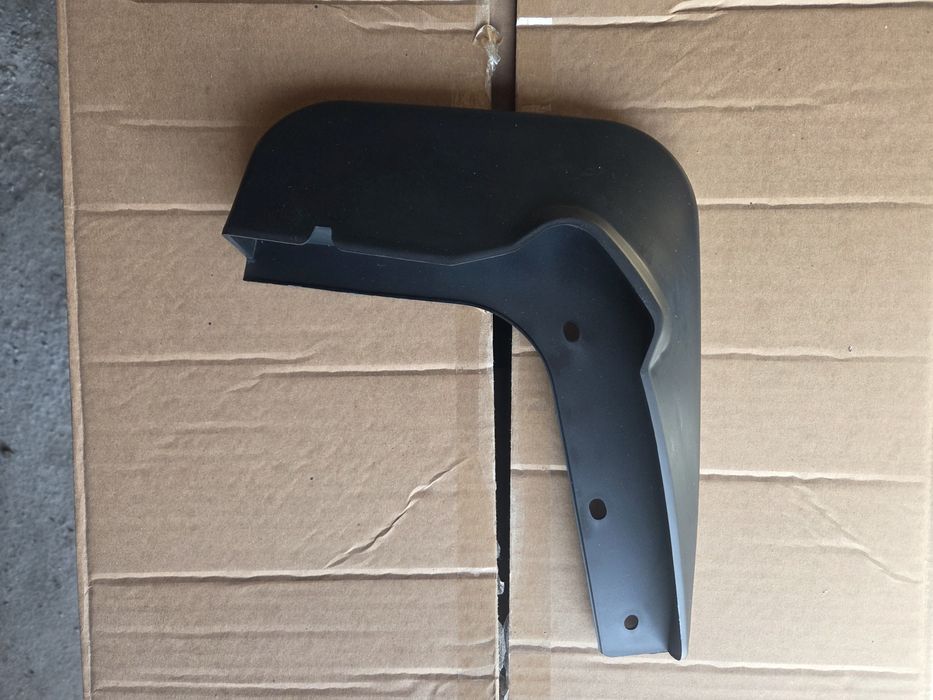 Продам бризковик Volkswagen Passat