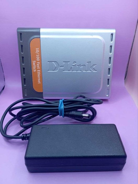 Комутатор D-Link DES-1005D