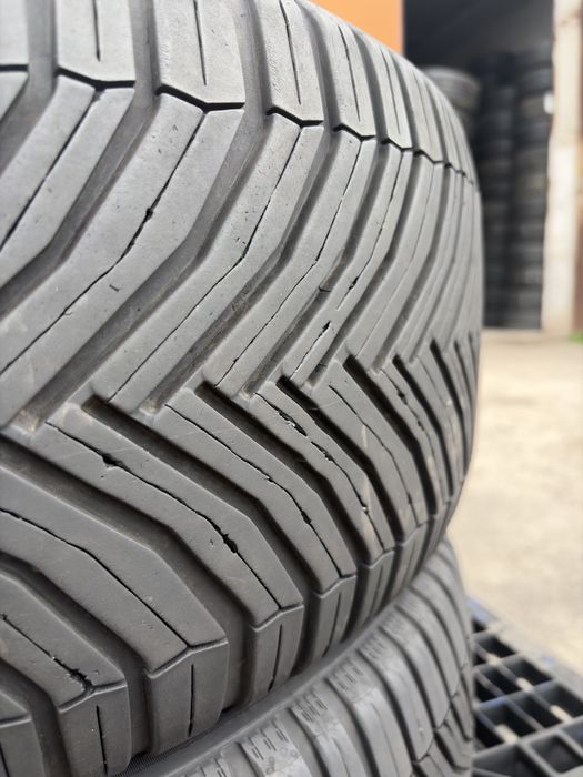 255/60 R18 Michelin CrossClimate. Шины всесезонные!