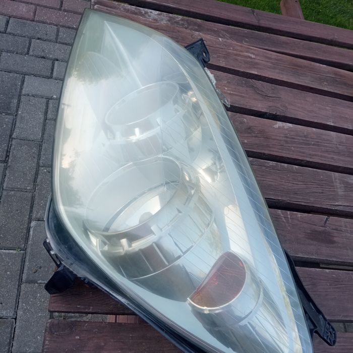 Opel Astra h 04-12 lampa reflektor lewy przód