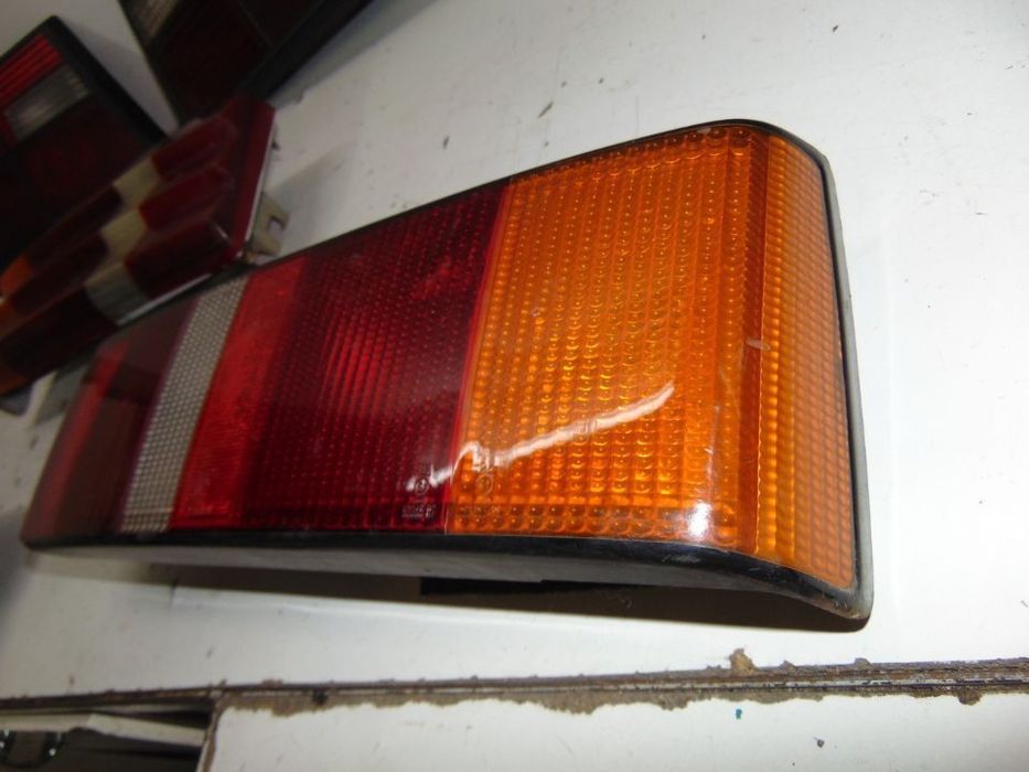 ford orion farolins traseiros