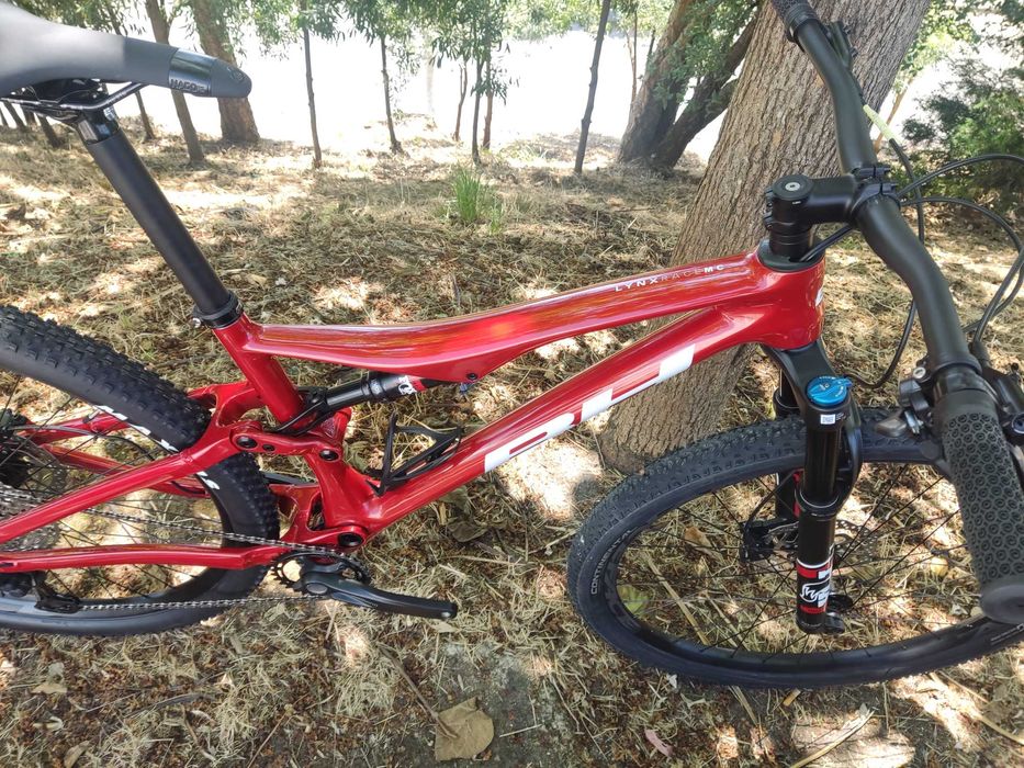 Bh lynx race carbono com fox L