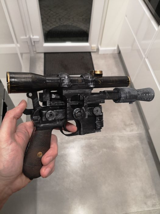 Star Wars - Han Solo Blaster - Réplica Original com suporte