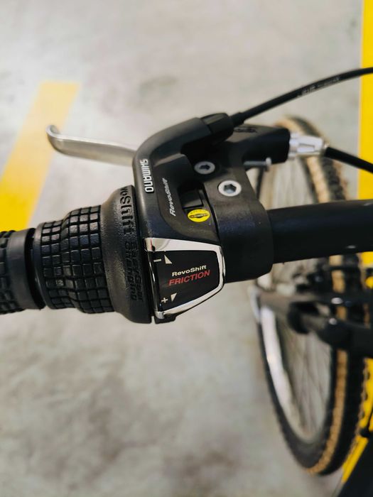 Bicicleta roda 26 - orbita/Shimano (+ assento criança)