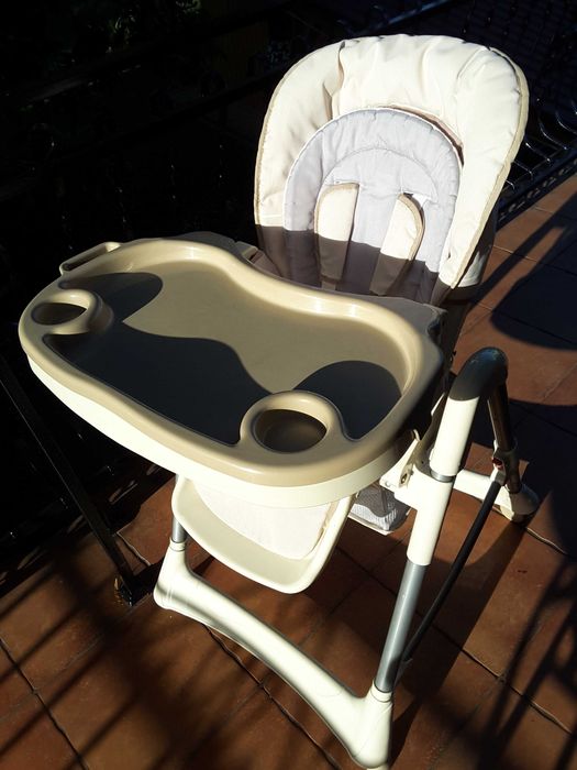 Fotelik do karmienia