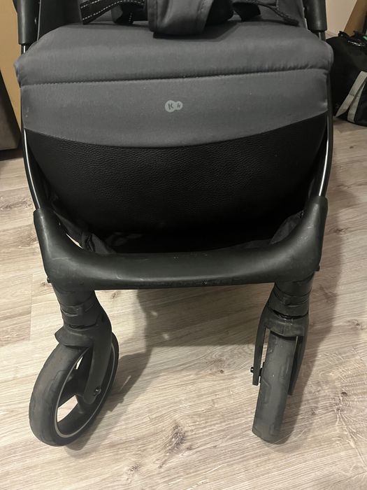 Wózek spacerowy używany miesiąc (gwarancja 10 lat)