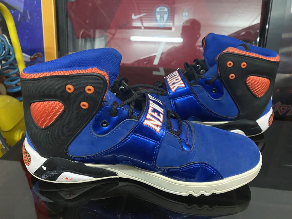 Ténis adidas em muito bom estado originais