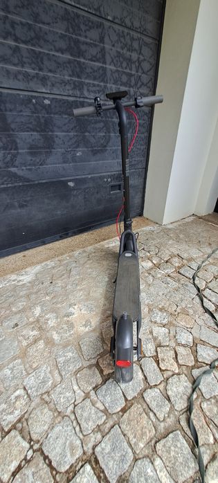 Trotinete Navee V25