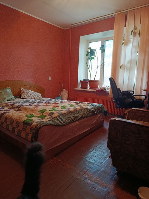 Продам 2 комнатную гостинку