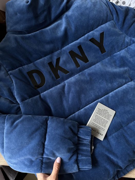 DKNY оригинал. В наличии новая куртка размер L XL черная синяя велюр