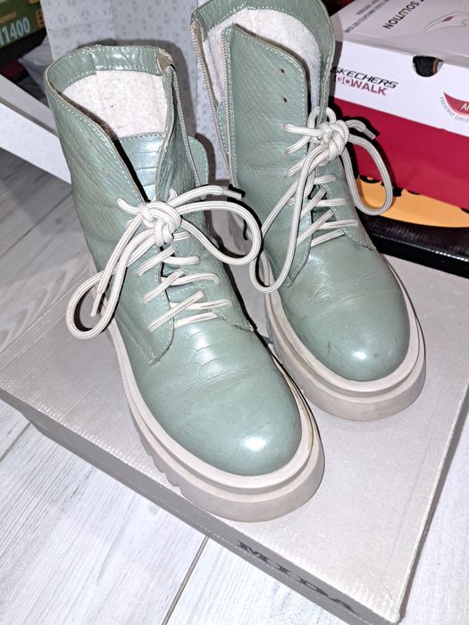 Демісезонні черевики