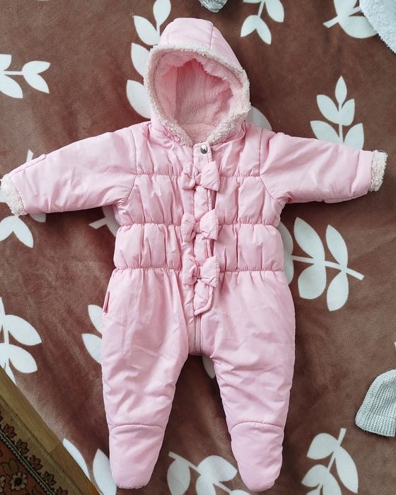 Комбінезон на дівчинку (осінь - тепла зима)