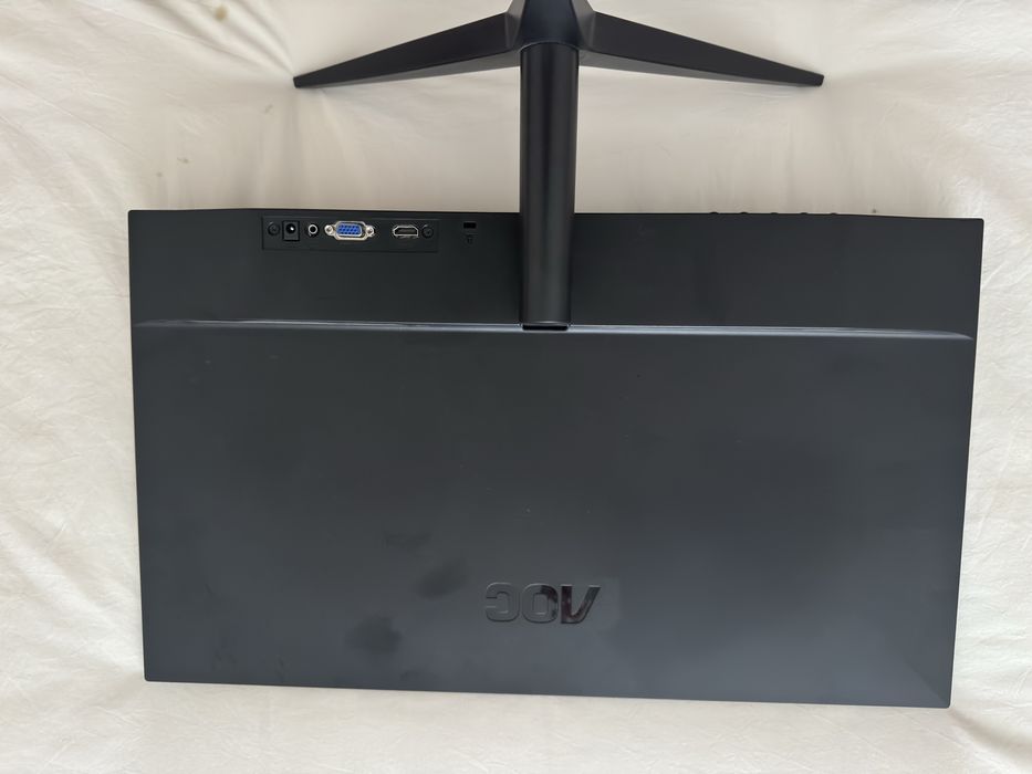 Monitor PC AOC 23”