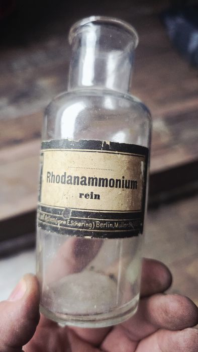 Stara poniemiecka butelka GIFT!