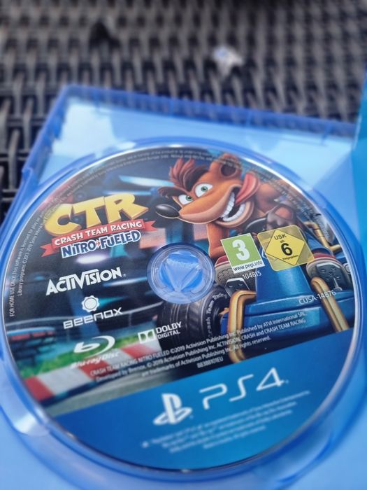Jogo ps4 crash team racing