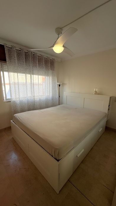 Cama IKEA Brimnes 160x200