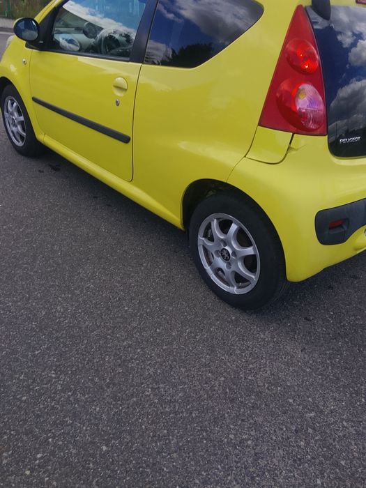 Peugeot 107 klima 2009rok