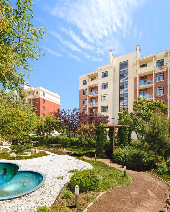 Простора квартира 74,6 м² у ЖК «Парк Совіньйон» | 4 поверх, АГВ, червона цегла