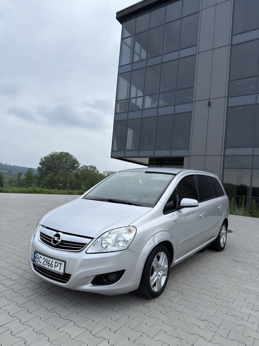 Opel Zafira 2010