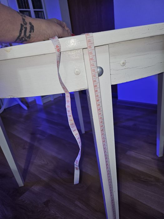 Drewniany stół rozkładany + 4 krzesła