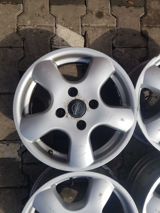 Felgi Aluminiowe Alu Alufelgi 4x100 15 6J ET 45 Nissan Renault Honda