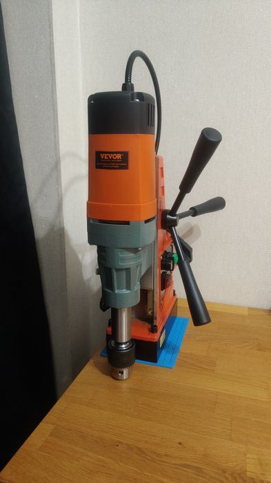 949Wiertarka magnetyczna do stali 1550W 210mm
