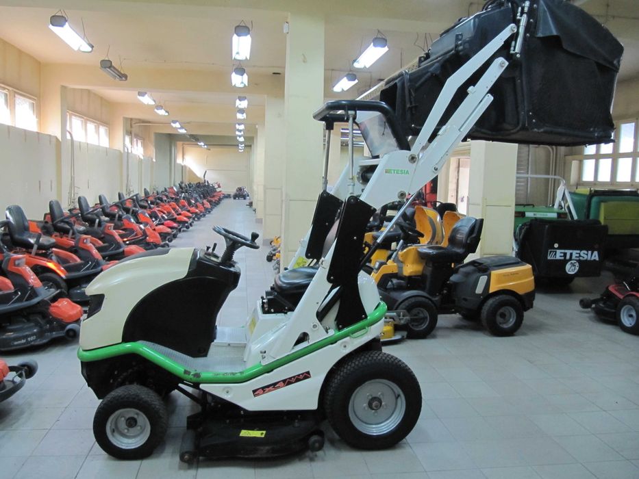 Traktorek Kosiarka Etesia Buffalo 124 4x4 Iseki/John Deere 2018r