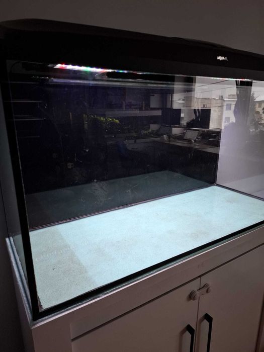 Akwarium 200l z szafką i sprzętem