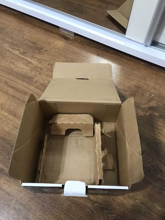 Nintendo GameCube (DOL-001) NTSC-J w pudełku