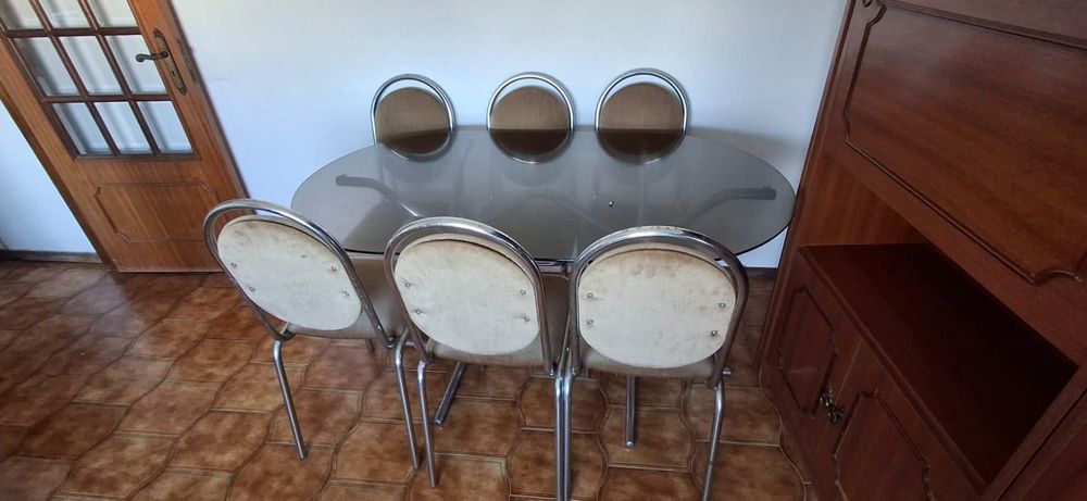 Mesa vidro + cadeiras usados 6 lugares