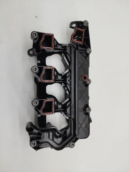 Tampa de valvulas - FORD FOCUS IV Turnier (HP) | 18 -