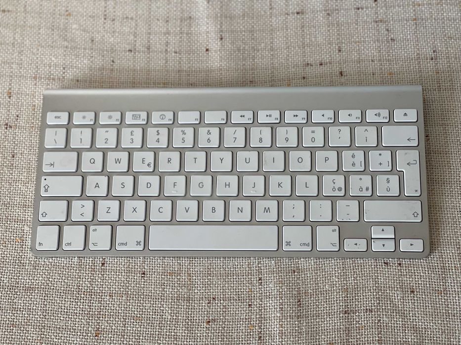 Клавіатура Apple A1314 Wireless Keyboard
