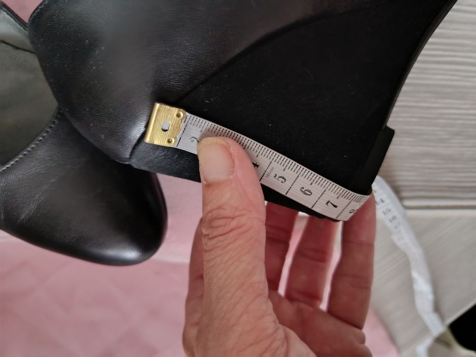 Buty damskie skórzane na koturnie Ryłko 37