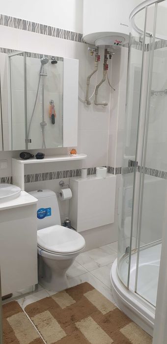 Продам квартиру в центрі, з великим простором, ремонтом,  паркомісце