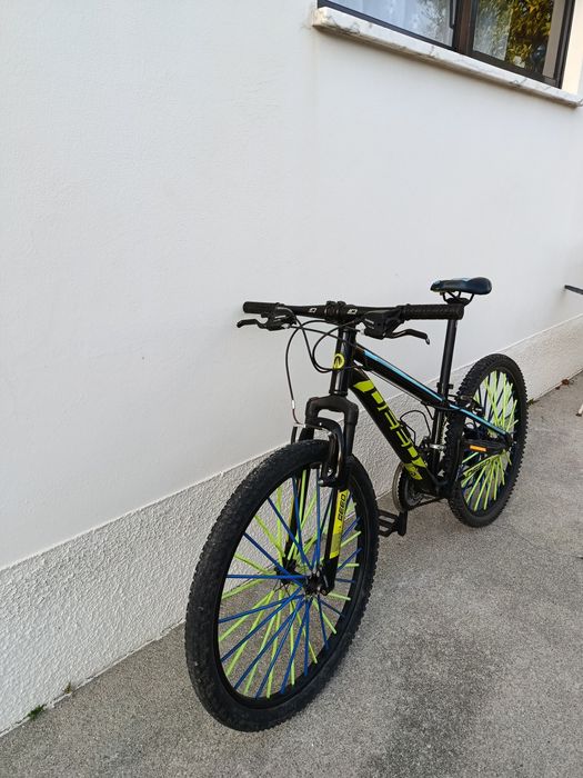 Bicicleta DEED Rookie 240