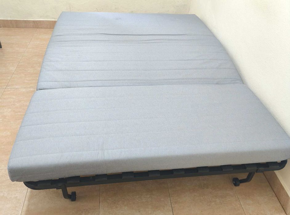 Sofá Cama  - Convertível - Excelente Estado | Confortável